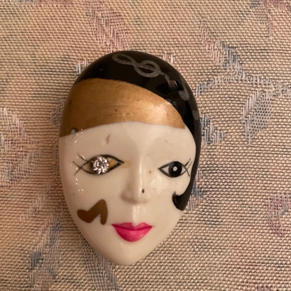 Older pin. Unique.